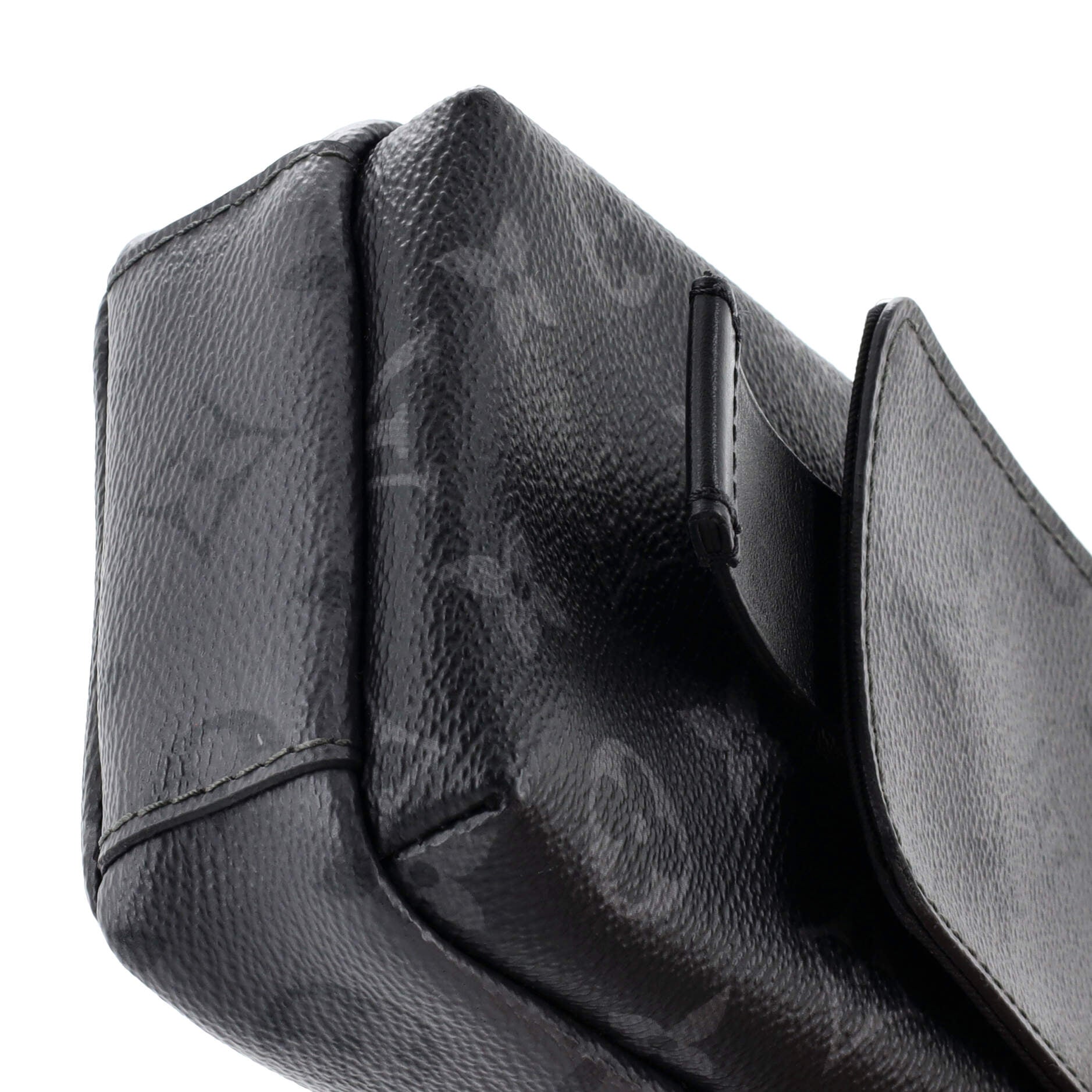 Double Phone Pouch NM Reverse Monogram Eclipse Canvas – Image 6