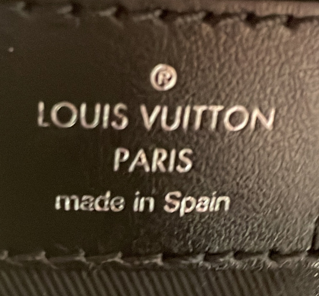 Double Phone Pouch NM Reverse Monogram Eclipse Canvas – Image 9