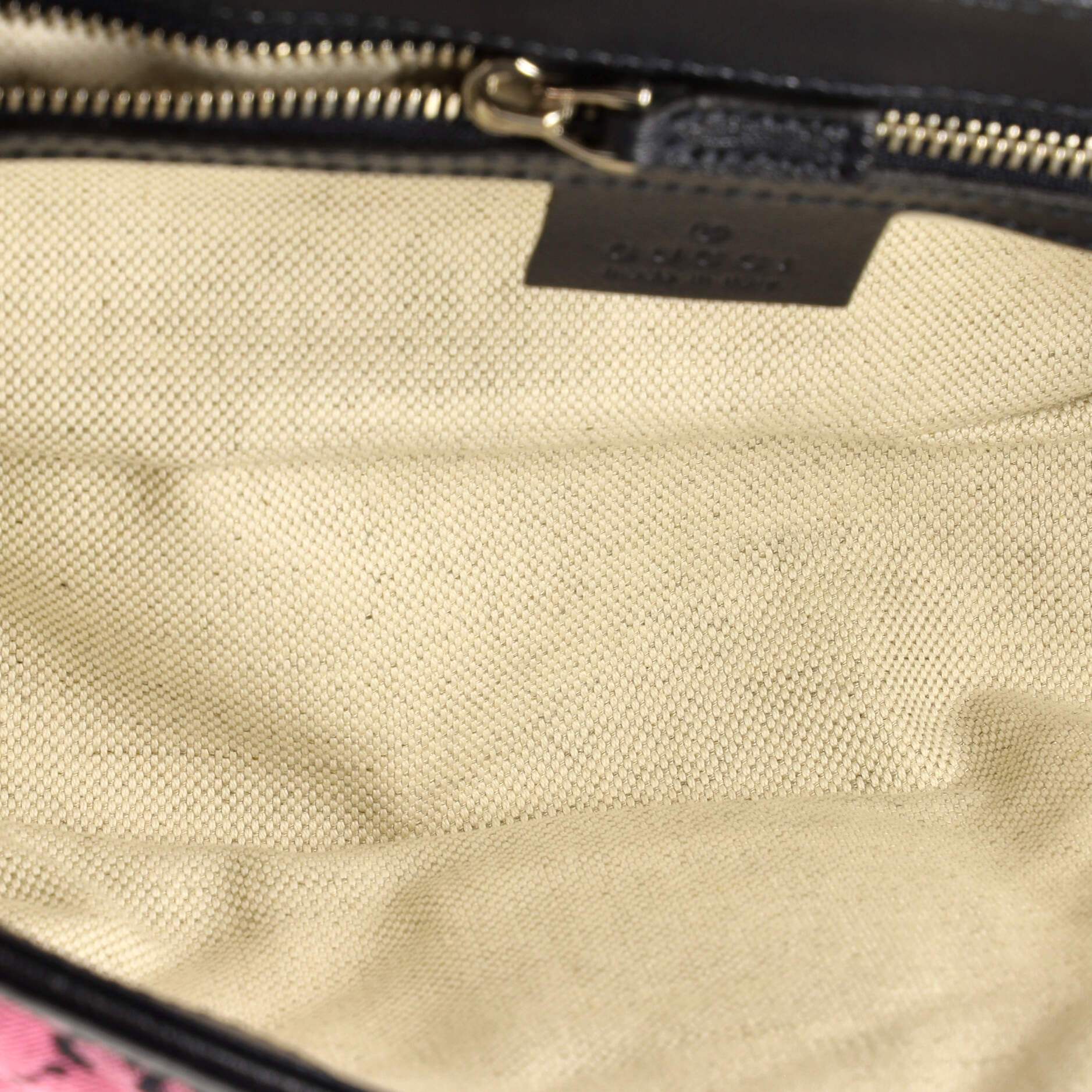 GG Marmont Flap Bag Diagonal Quilted GG Canvas Small – Image 5