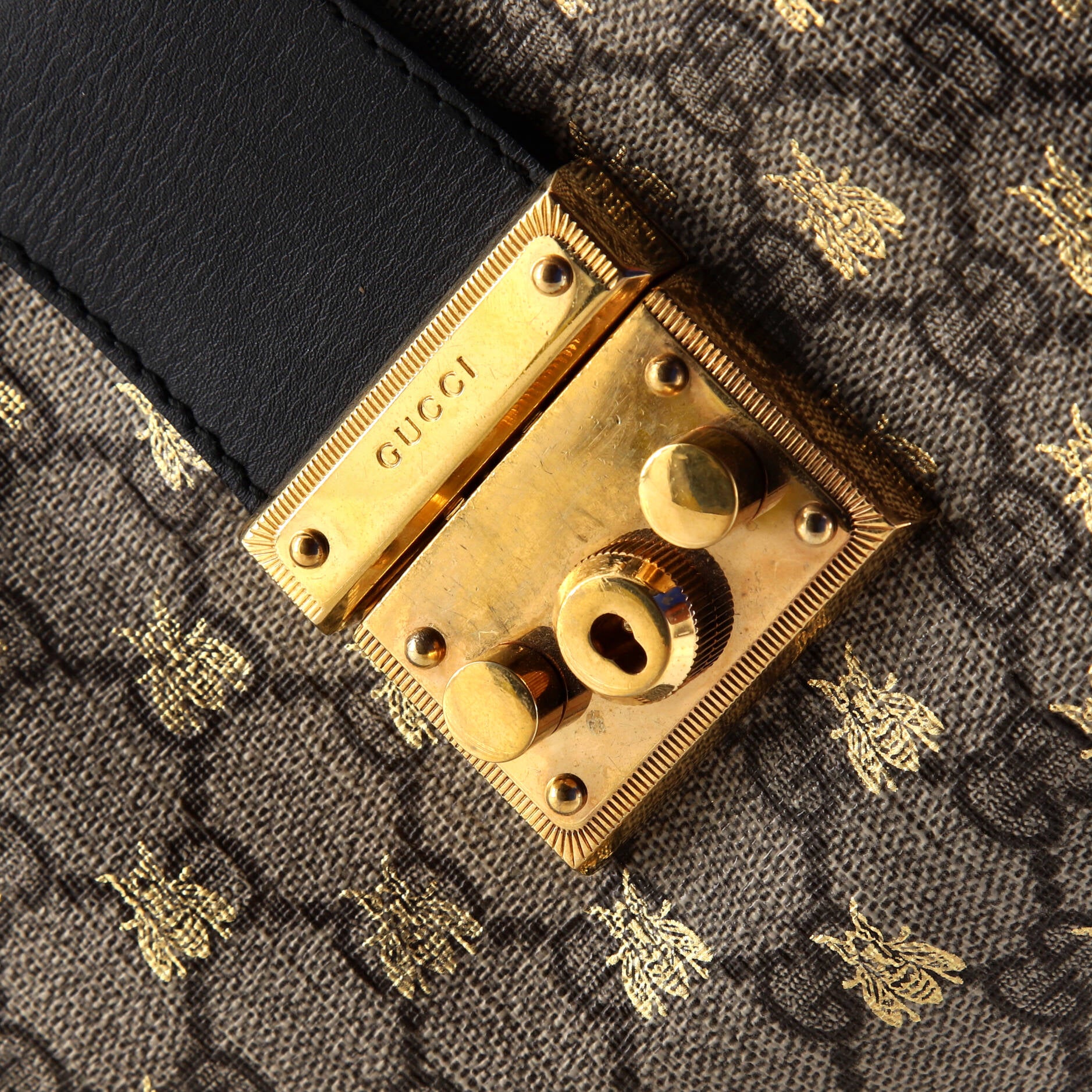 Padlock Chain Tote Printed GG Coated Canvas Medium – Image 7