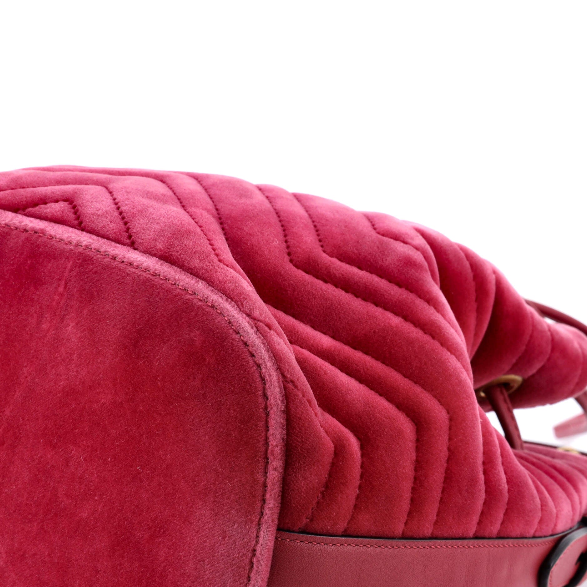 GG Marmont Bucket Bag Matelasse Velvet Small – Image 7
