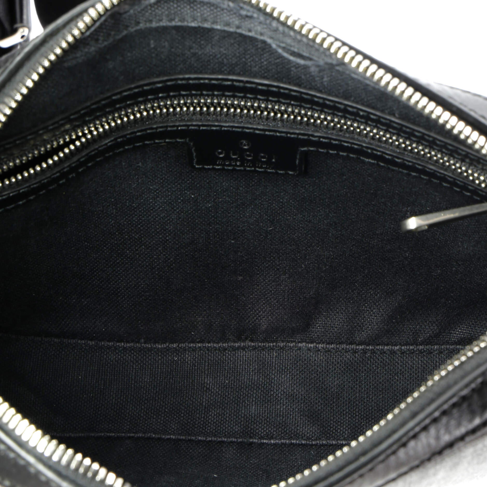 Interlocking G Patch Shoulder Bag GG Coated Canvas Small – Image 5