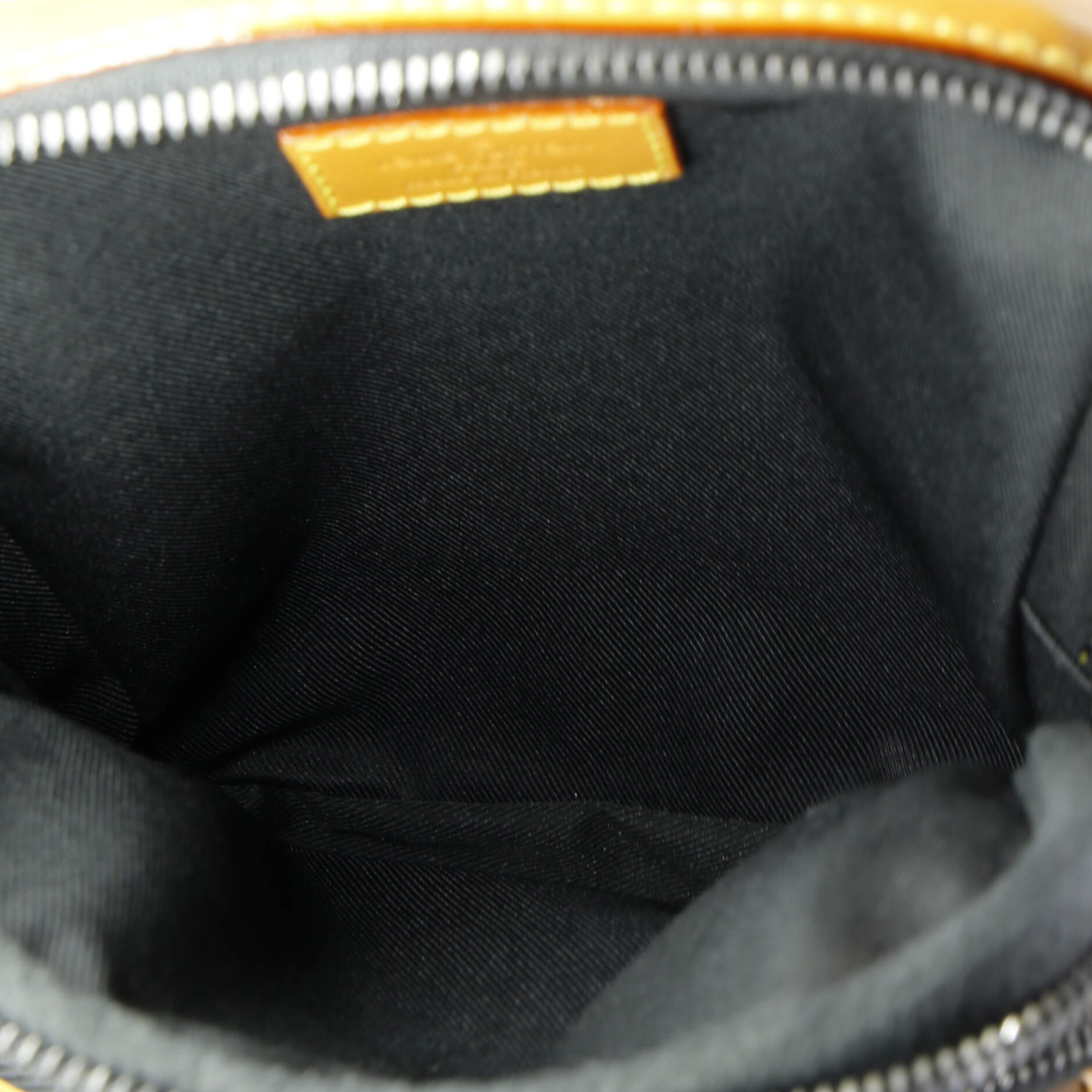 Nigo Amazone Sling Bag Limited Edition Giant Damier and Monogram Canvas – Image 5