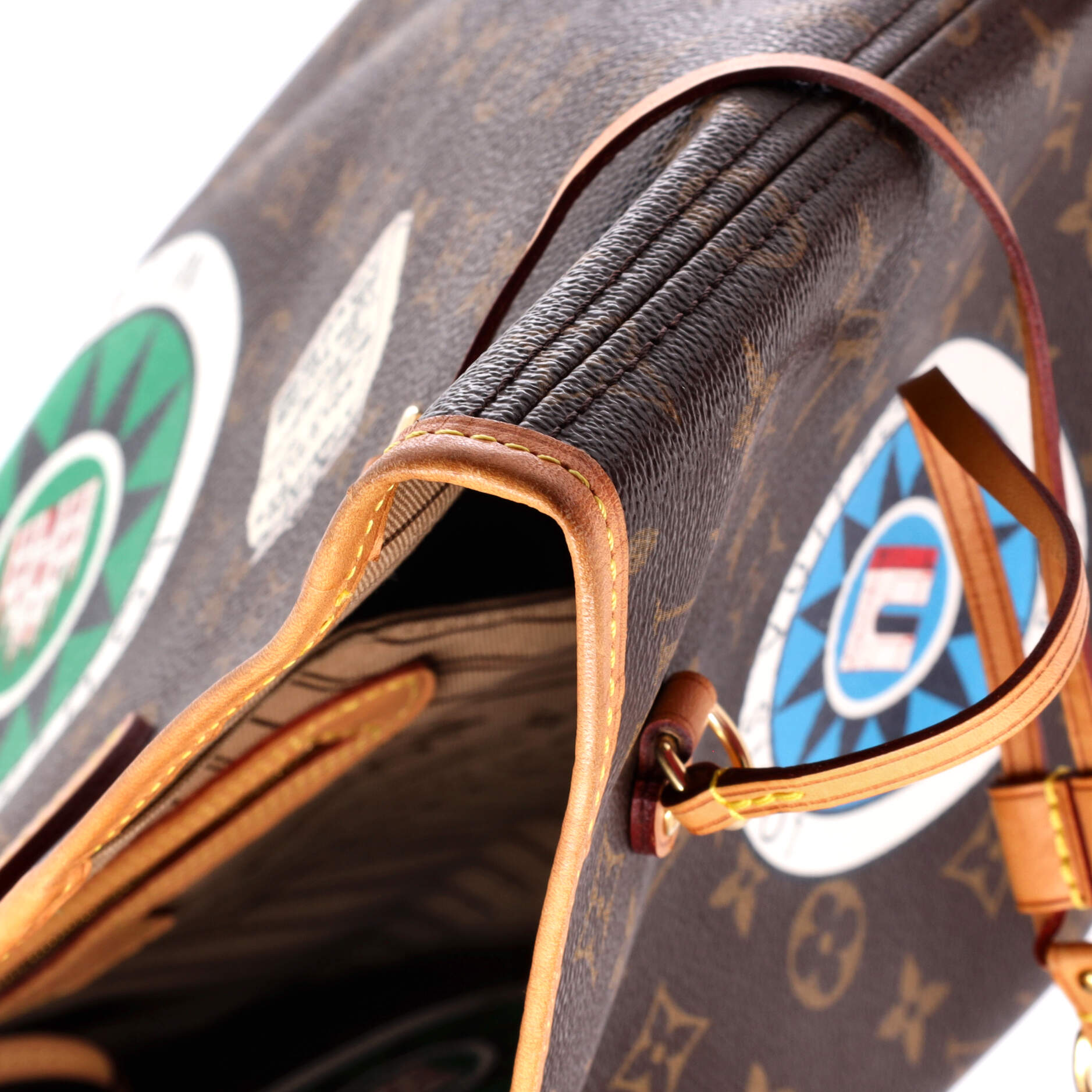 Neverfull NM Tote My World Tour Monogram Canvas MM – Image 7