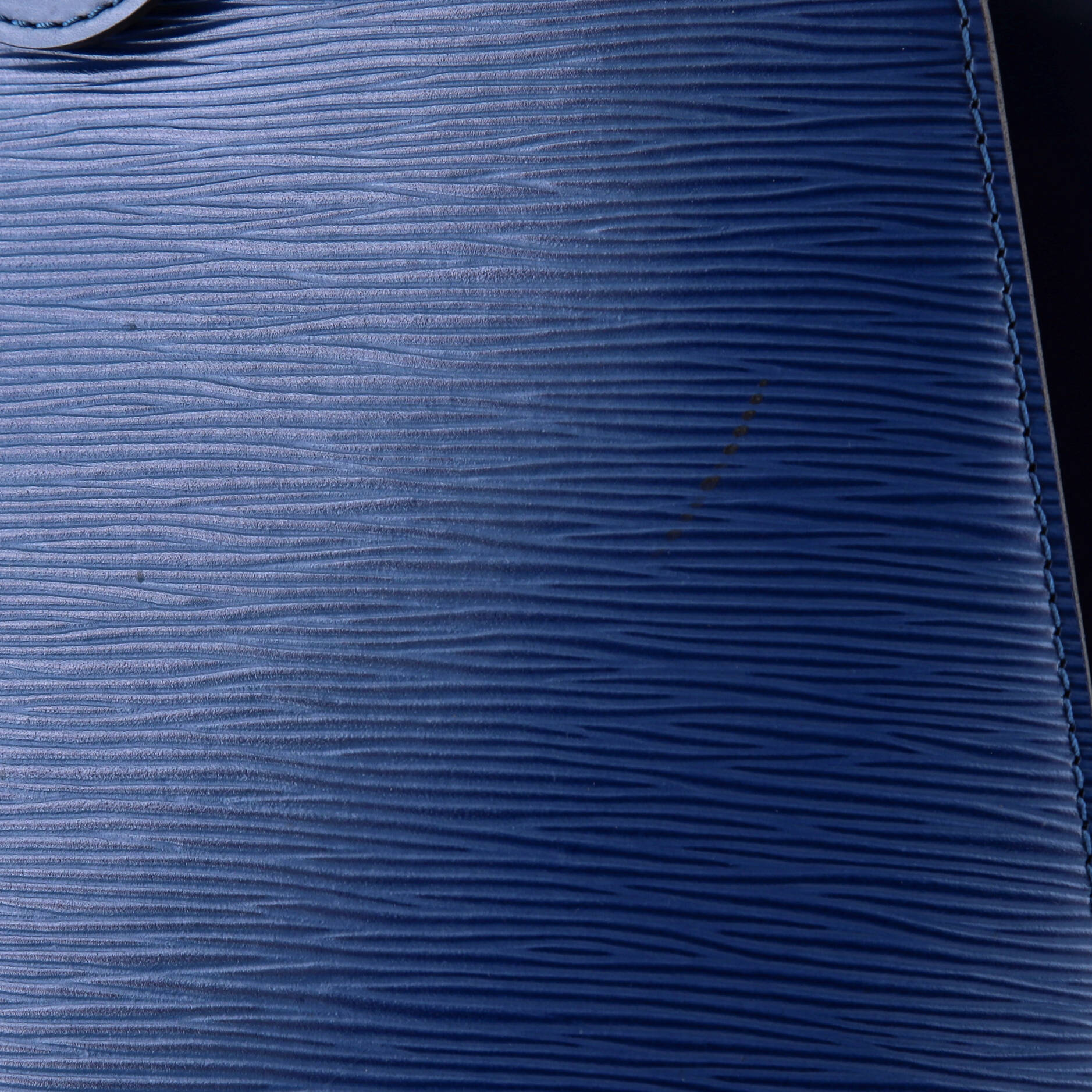 Cluny Shoulder Bag Epi Leather – Image 6