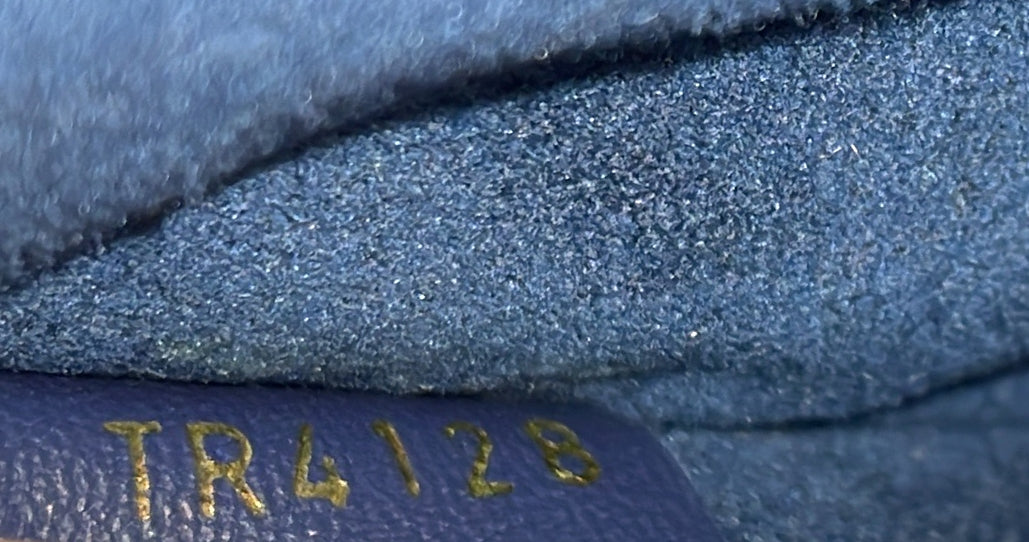 Double V Handbag Calfskin with Monogram Canvas – Image 7