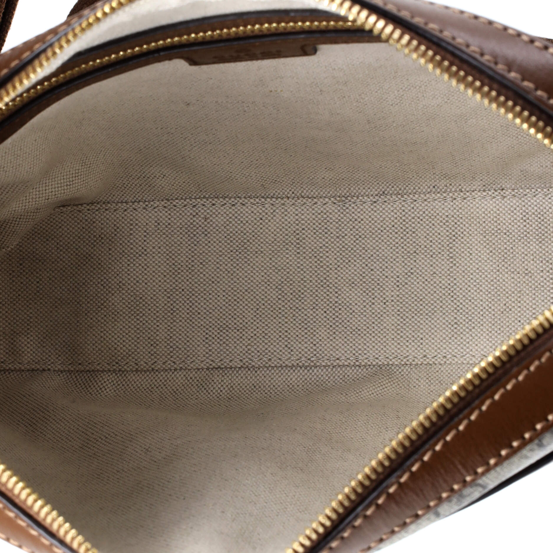 Interlocking G Messenger Camera Bag GG Coated Canvas – Image 5