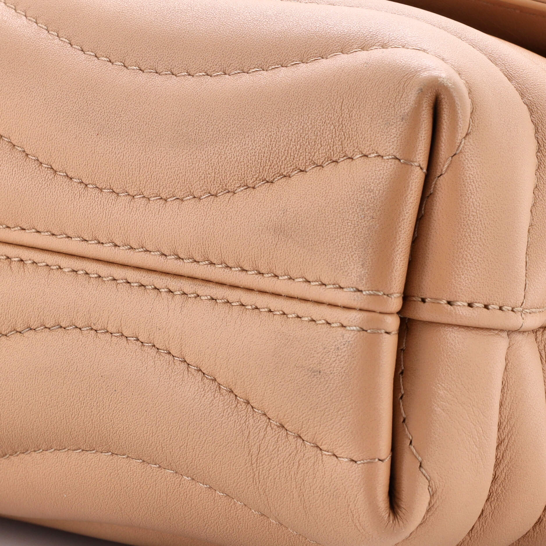 New Wave Chain Bag NM Quilted Leather MM – Image 6