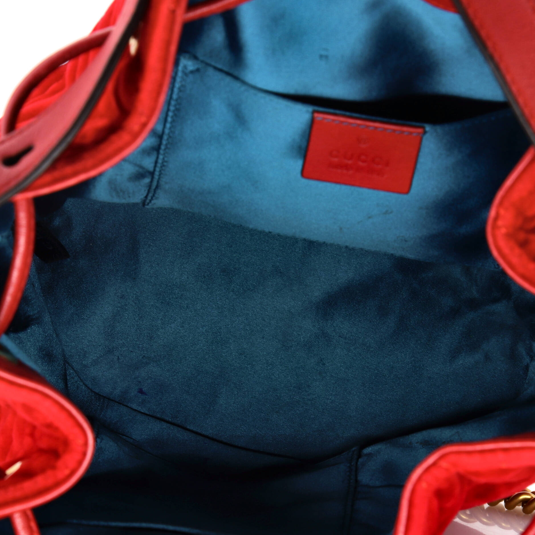 GG Marmont Bucket Bag Matelasse Velvet Small – Image 5